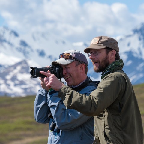 Terry Boyd helping a photographer